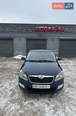 Хэтчбек Skoda Fabia 2013 в Днепре