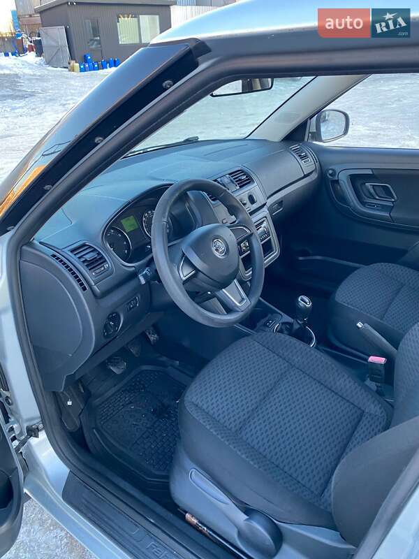 Хэтчбек Skoda Fabia 2014 в Киеве