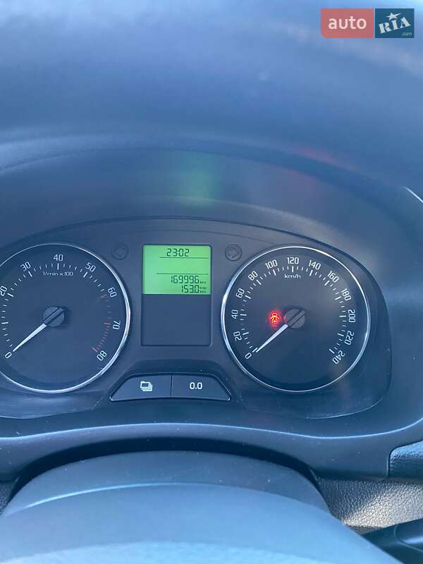 Хэтчбек Skoda Fabia 2014 в Киеве