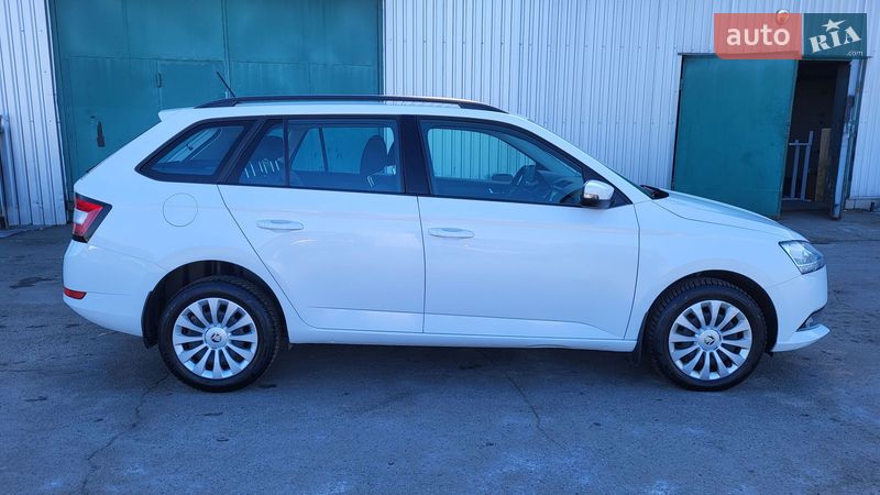 Универсал Skoda Fabia 2021 в Киеве фото 11 Универсал Skoda Fabia 2021 в Киеве