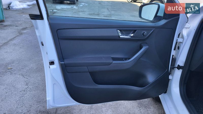 Универсал Skoda Fabia 2021 в Киеве фото 27 Универсал Skoda Fabia 2021 в Киеве