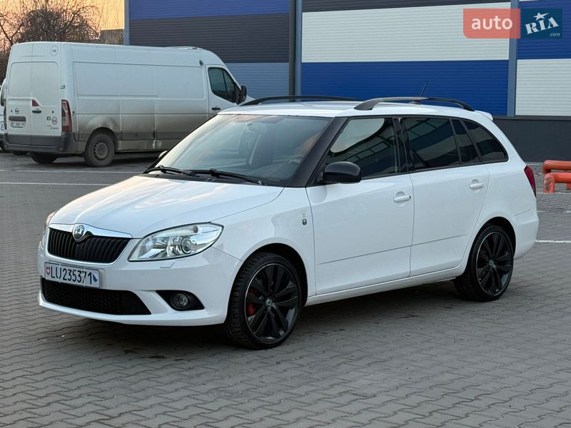 Универсал Skoda Fabia 2012 в Ровно