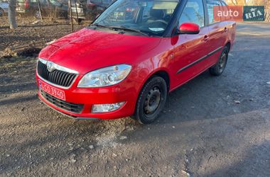 Універсал Skoda Fabia 2013 в Луцьку