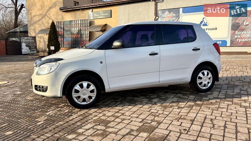 Хэтчбек Skoda Fabia 2008 в Кривом Роге