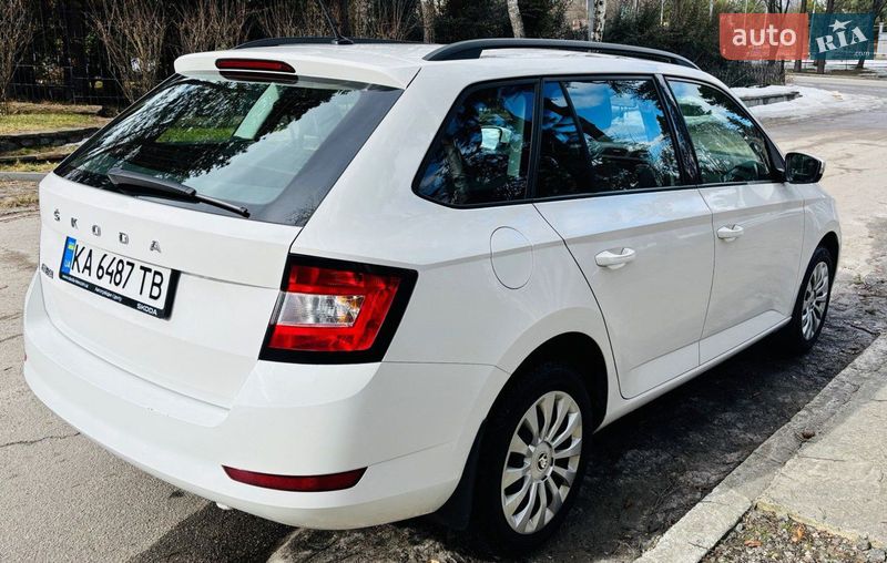 Універсал Skoda Fabia 2021 в Києві