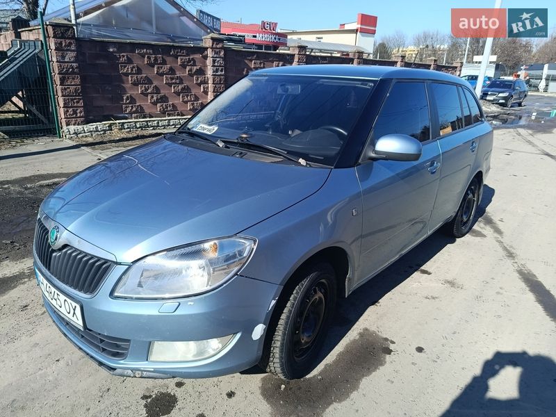 Универсал Skoda Fabia 2012 в Ровно