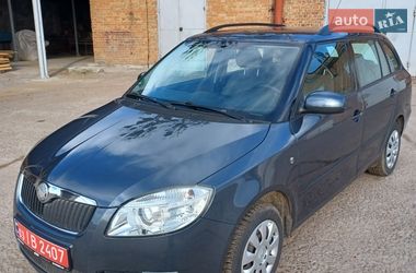 Универсал Skoda Fabia 2009 в Ровно