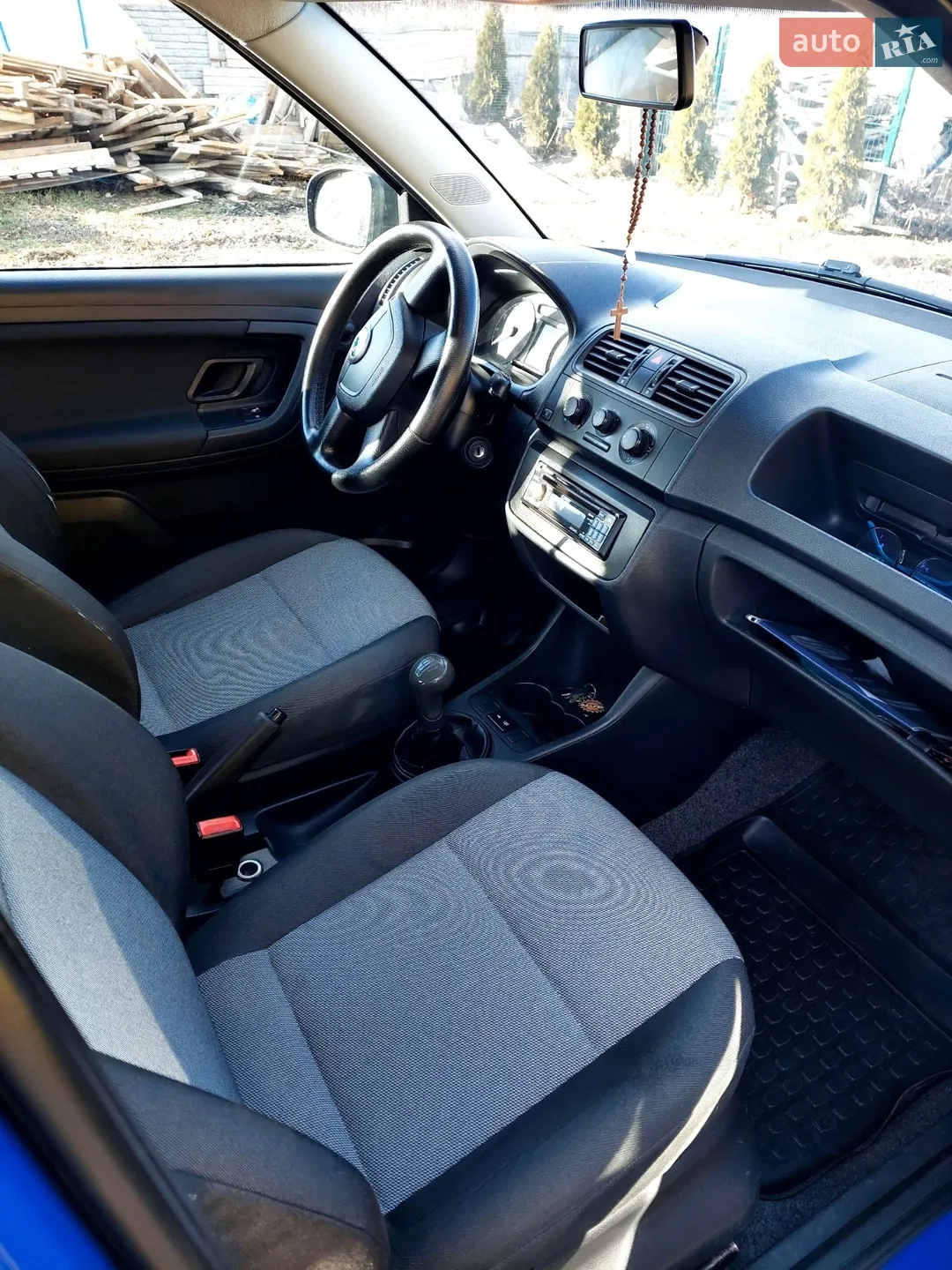 2010 Skoda Fabia - мініатюра 13