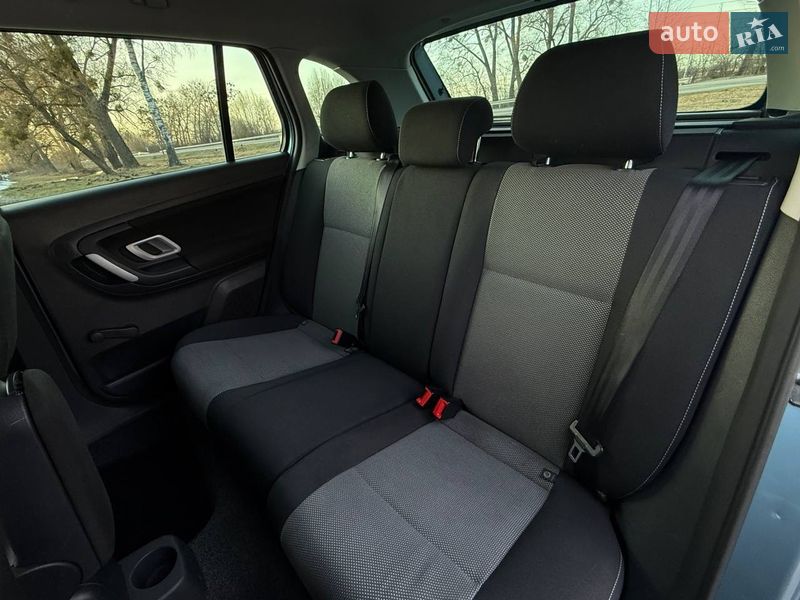 Универсал Skoda Fabia 2009 в Звягеле