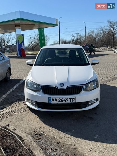 Хэтчбек Skoda Fabia 2018 в Чернигове