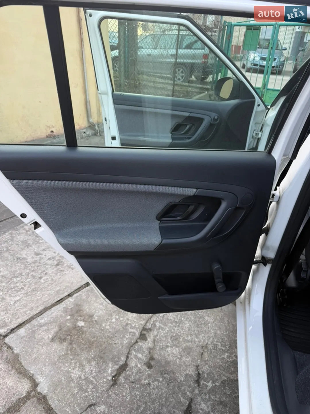 2014 Skoda Fabia - мініатюра 7