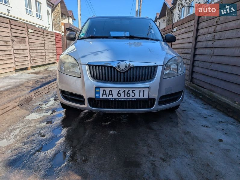 Универсал Skoda Fabia 2009 в Гостомеле