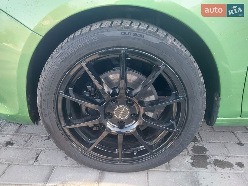 Хэтчбек Skoda Fabia 2011 в Луцке