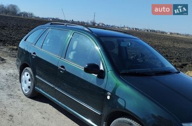 Універсал Skoda Fabia 2001 в Почаєві