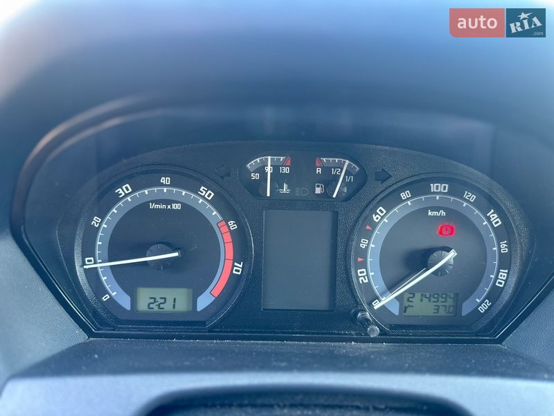 Хэтчбек Skoda Fabia 2006 в Киеве фото 9 Хэтчбек Skoda Fabia 2006 в Киеве