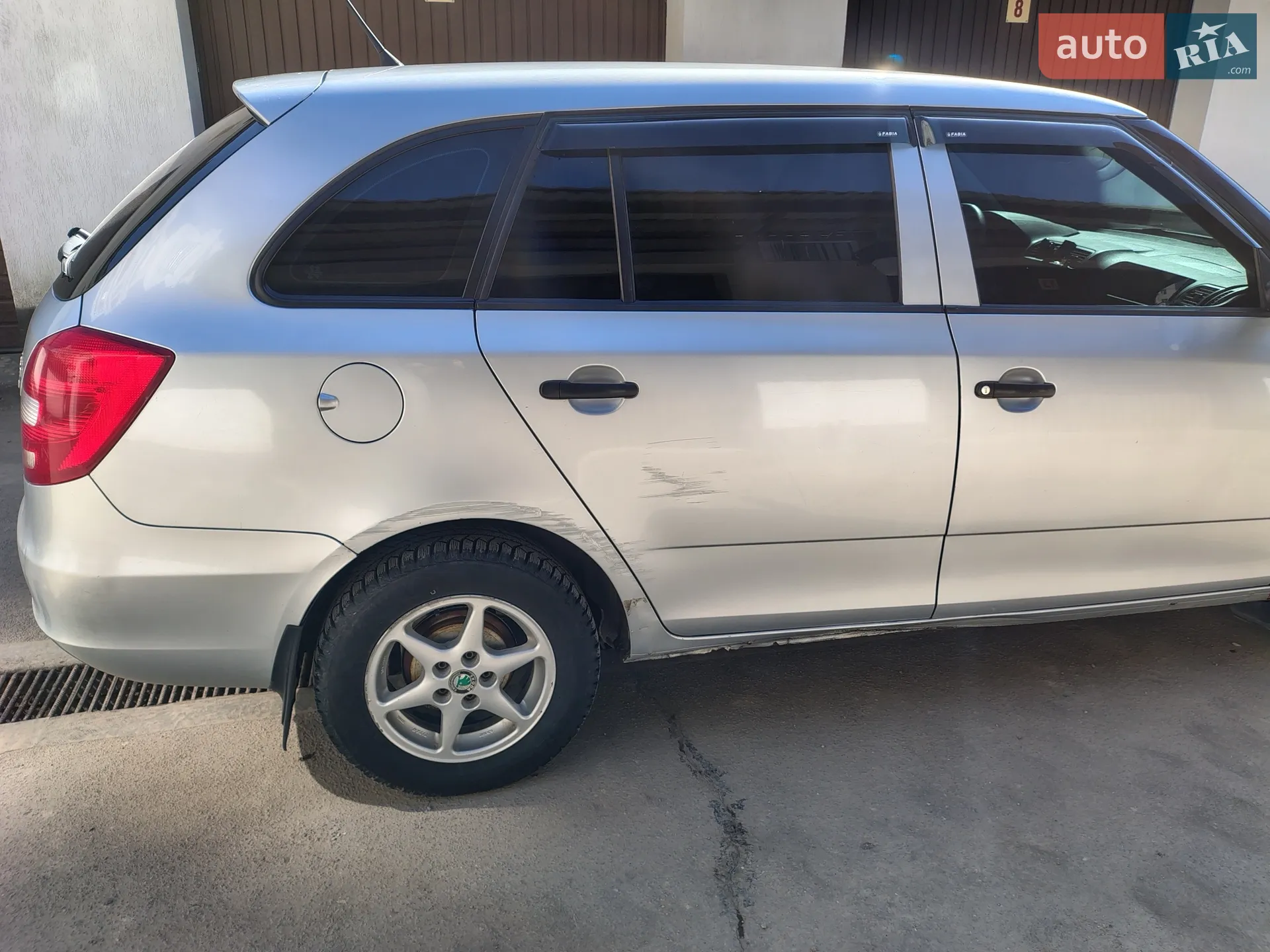 2010 Skoda Fabia - мініатюра 3