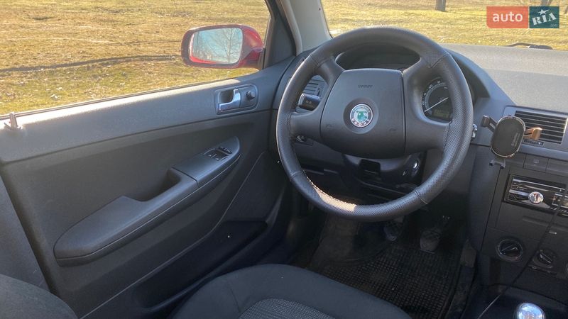 Хэтчбек Skoda Fabia 2005 в Черкассах