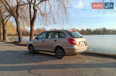 Універсал Skoda Fabia 2010 в Рівному