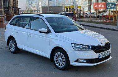Универсал Skoda Fabia 2021 в Чернигове