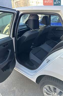 Хэтчбек Skoda Fabia 2019 в Киеве