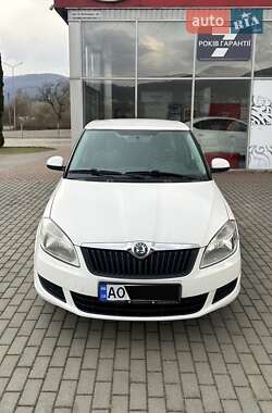 Хэтчбек Skoda Fabia 2011 в Хусте