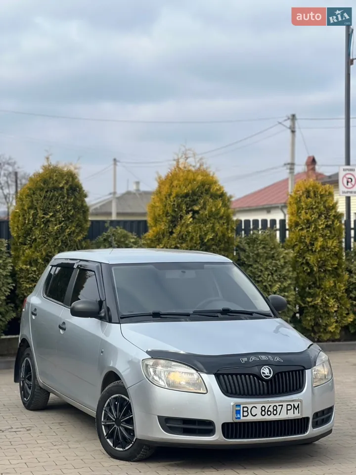 2010 Skoda Fabia - мініатюра 14