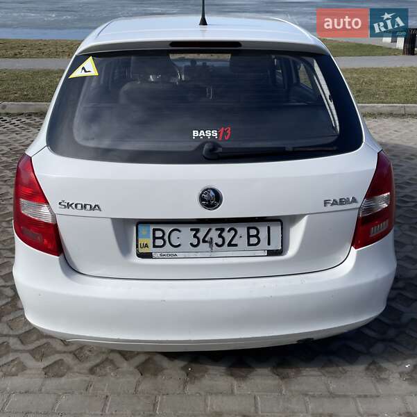 Универсал Skoda Fabia 2013 в Тернополе
