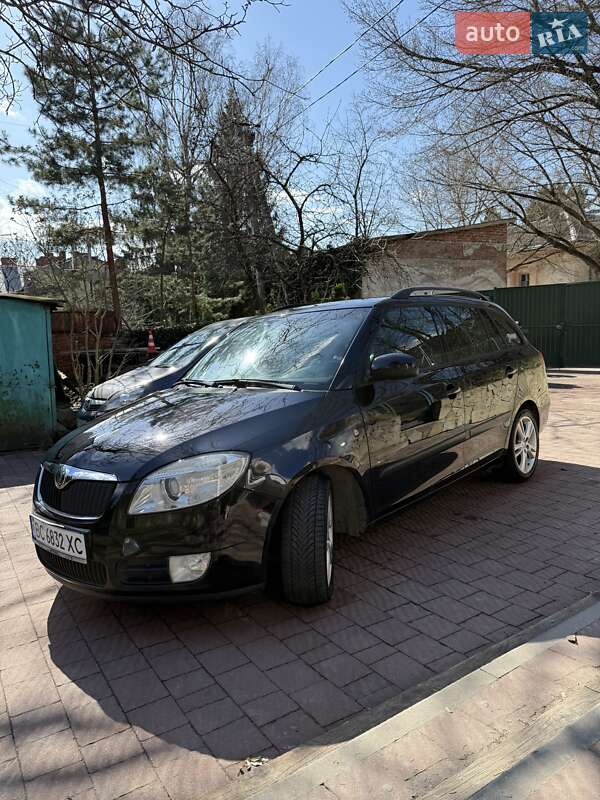 Универсал Skoda Fabia 2008 в Львове