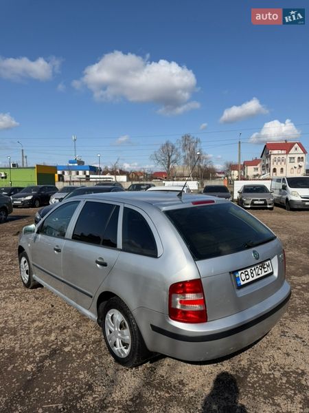 Универсал Skoda Fabia 2006 в Чернигове