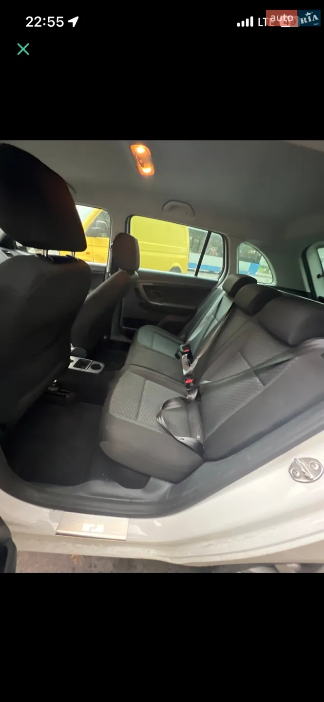 2014 Skoda Fabia - мініатюра 20