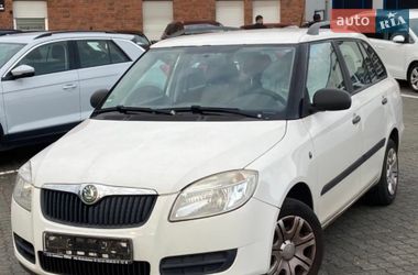 Универсал Skoda Fabia 2009 в Луцке