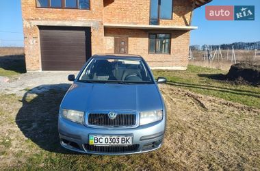 Седан Skoda Fabia 2005 в Львове