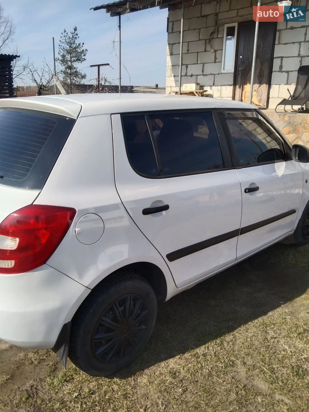 2010 Skoda Fabia - мініатюра 4