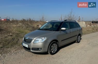Универсал Skoda Fabia 2009 в Буске