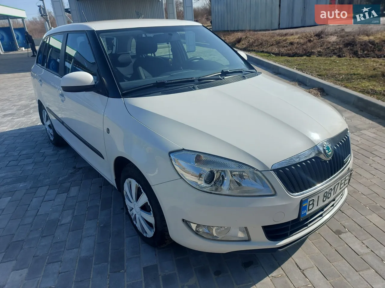 2011 Skoda Fabia - мініатюра 8