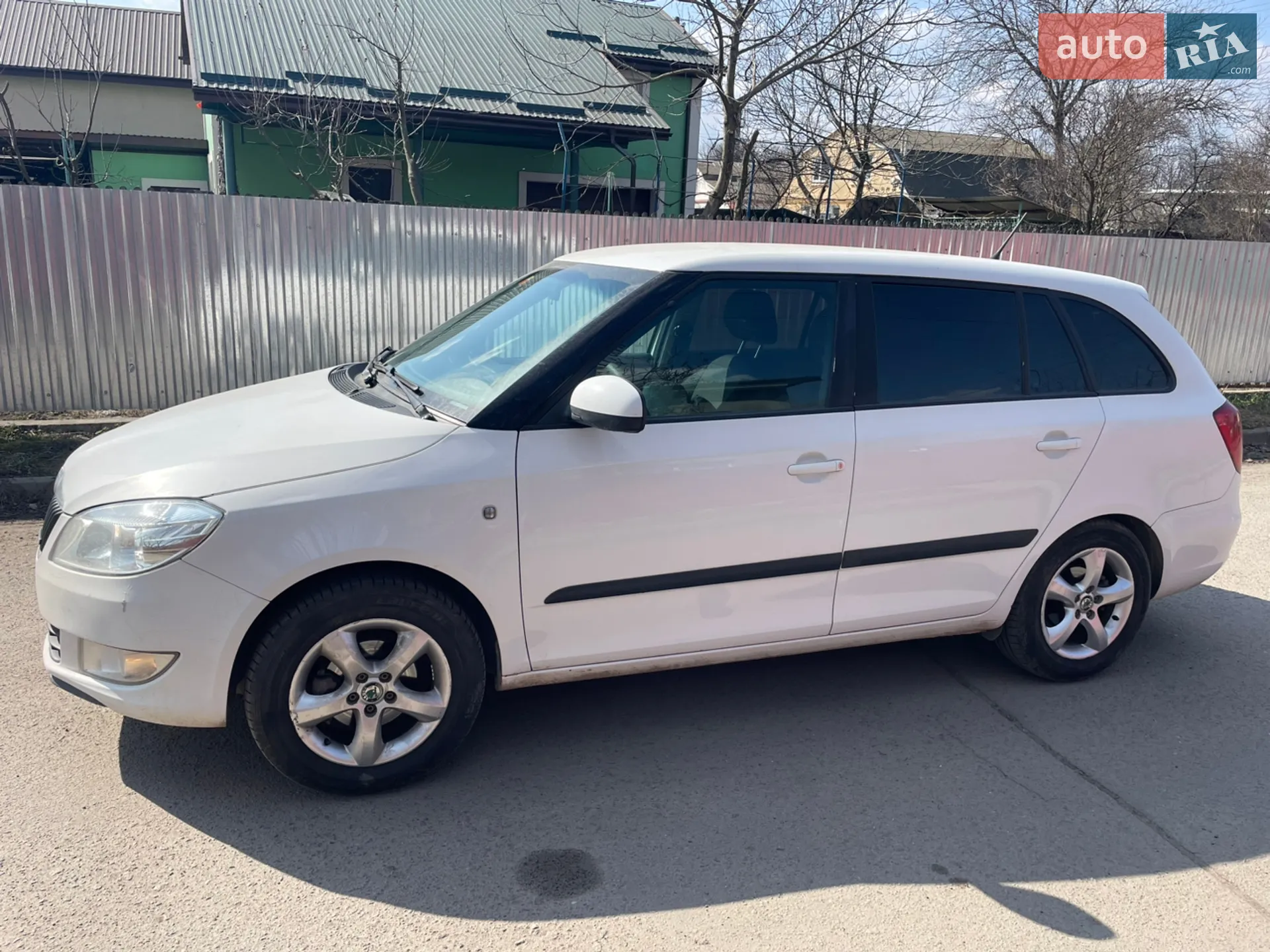 2011 Skoda Fabia - фото 1