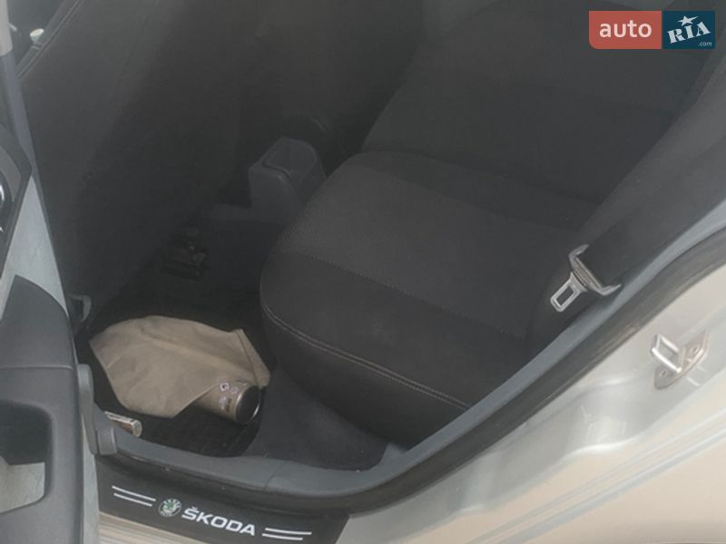 Універсал Skoda Fabia 2001 в Києві