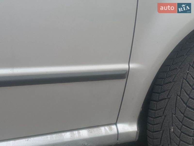 Універсал Skoda Fabia 2001 в Києві