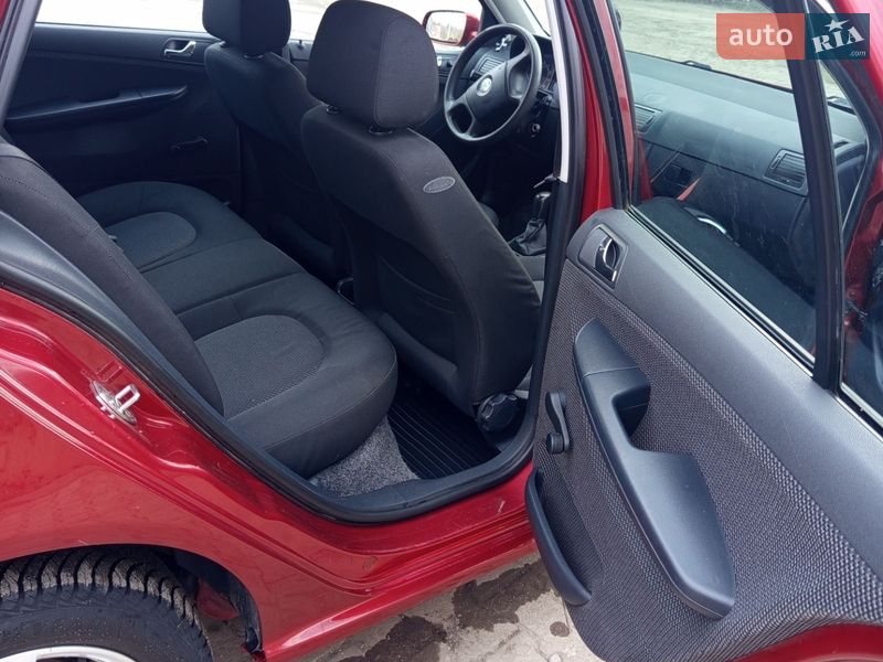 Універсал Skoda Fabia 2005 в Чернівцях фото 20 Універсал Skoda Fabia 2005 в Чернівцях