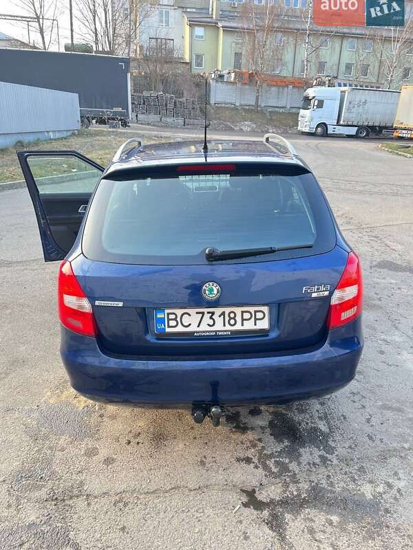 Универсал Skoda Fabia 2008 в Львове фото Универсал Skoda Fabia 2008 в Львове