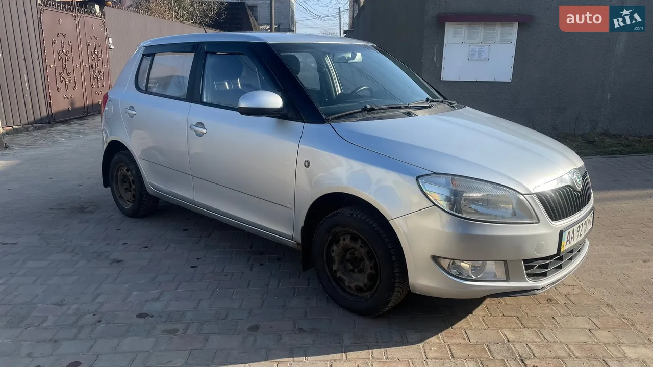 2014 Skoda Fabia - мініатюра 15