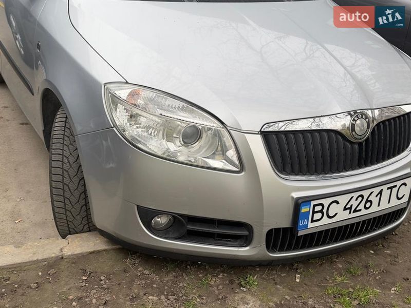Універсал Skoda Fabia 2010 в Самборі
