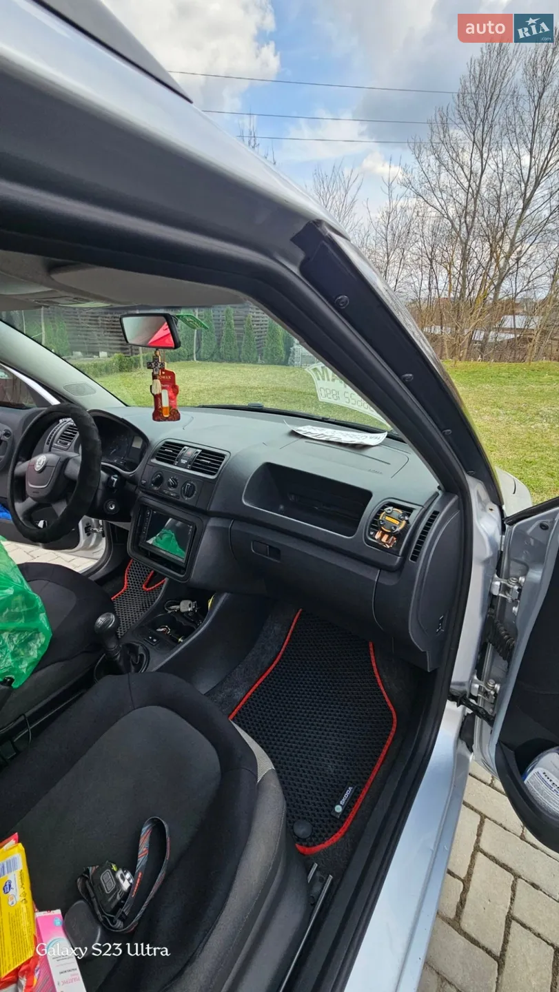 Skoda Fabia 2010 VIN TMBJH25JXB3029081 фото оголошення 10 з 11