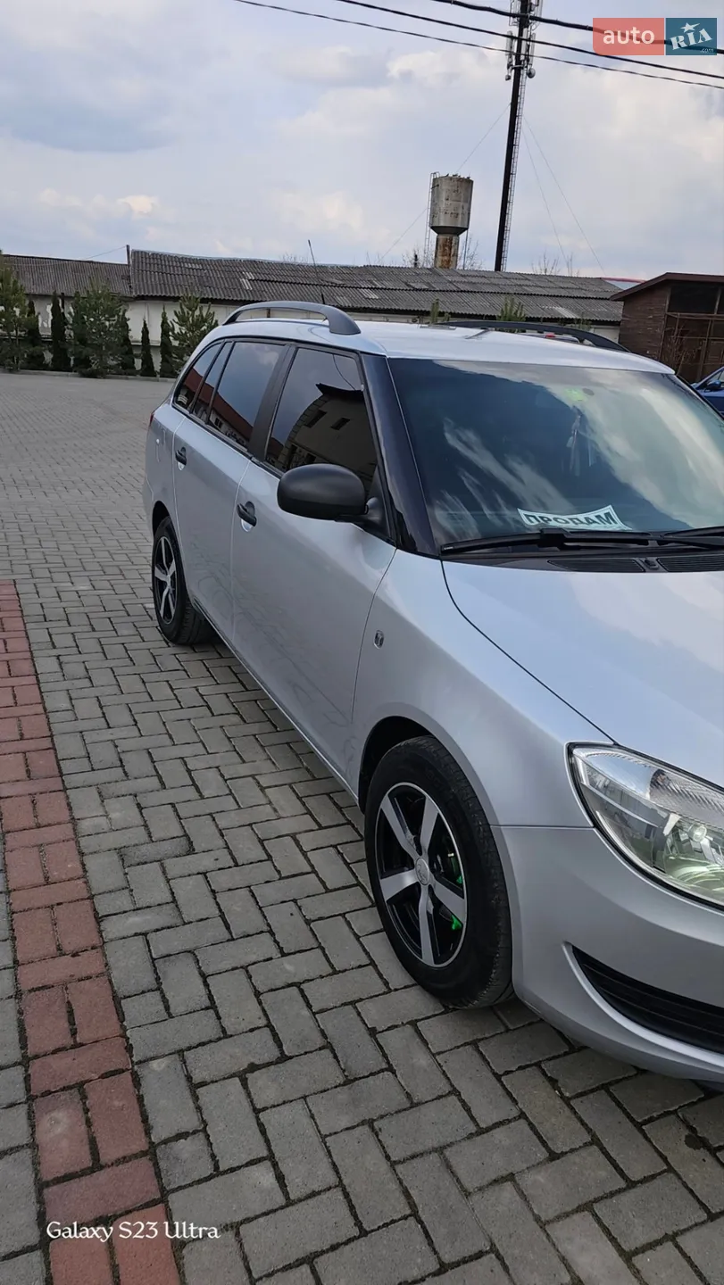 Skoda Fabia 2010 VIN TMBJH25JXB3029081 фото оголошення 2 з 11