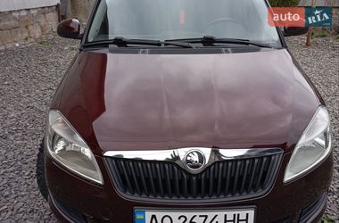 Хетчбек Skoda Fabia 2010 в Хусті