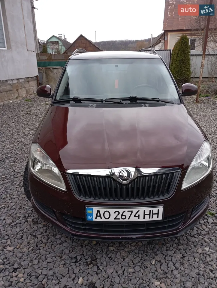 2010 Skoda Fabia - мініатюра 23