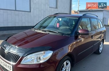 Універсал Skoda Fabia 2010 в Кривому Розі