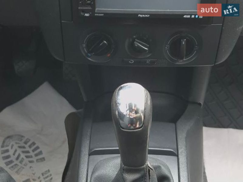 Седан Skoda Fabia 2005 в Стрые фото 2 Седан Skoda Fabia 2005 в Стрые