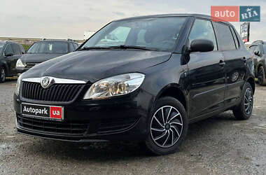 Хэтчбек Skoda Fabia 2010 в Львове