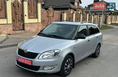 Универсал Skoda Fabia 2012 в Ровно